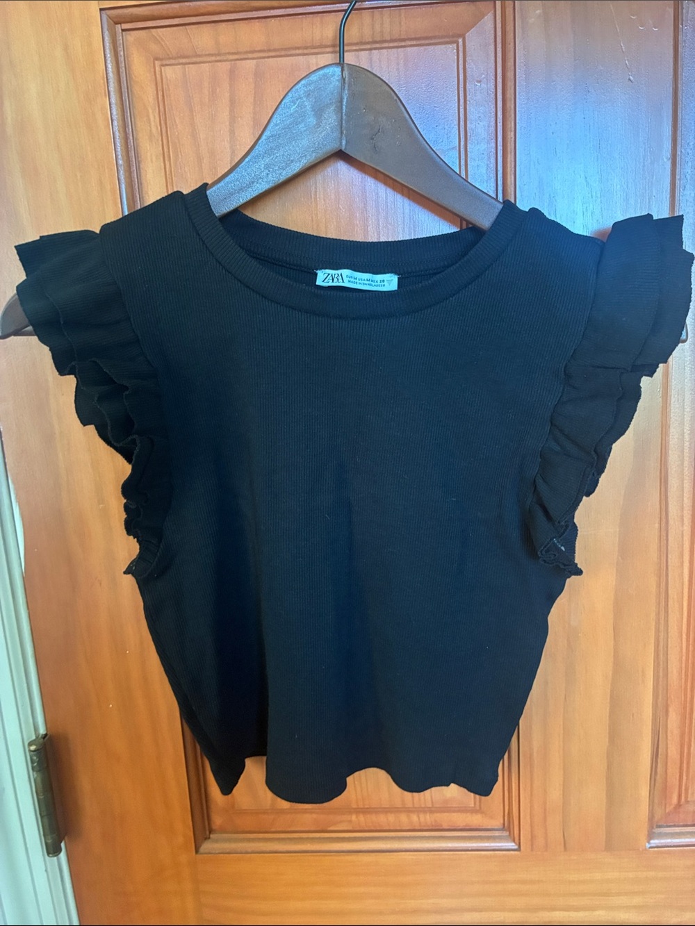 Zara Black Ribbed crop Tank with Ruffle Cap Sleeves